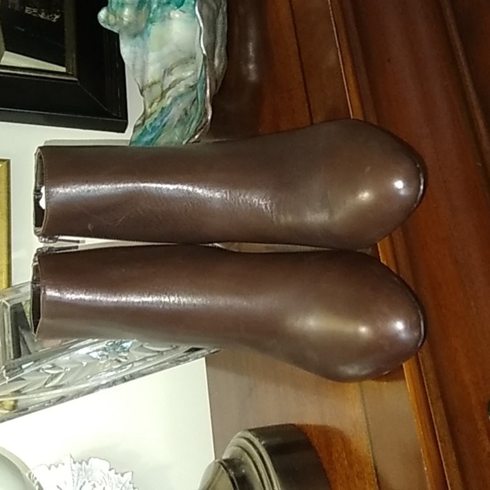 NWOT Talbots Dark Brown Leather Ankle Booties - Picture 3 of 10
